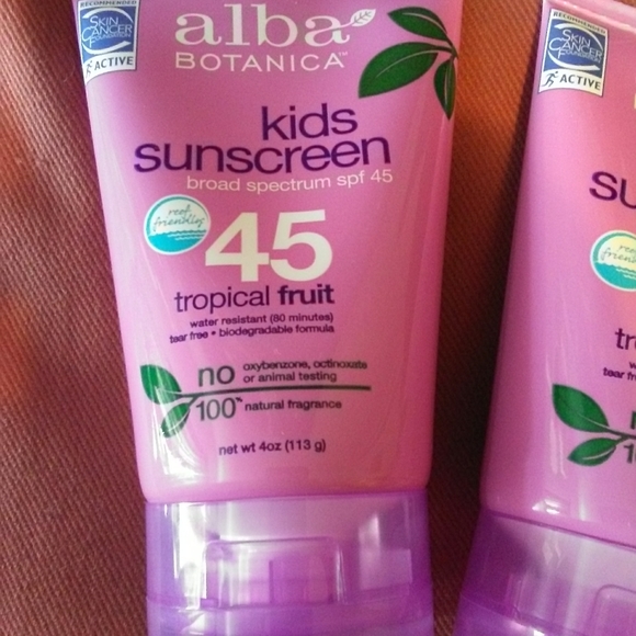 🍒3/$30 New 3pc SPF45 Alba Botanica Kids Sunscreen - Picture 2 of 6